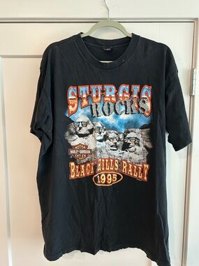 Vintage Harley-Davidson 1995 Sturgis Rocks Graphic Tee